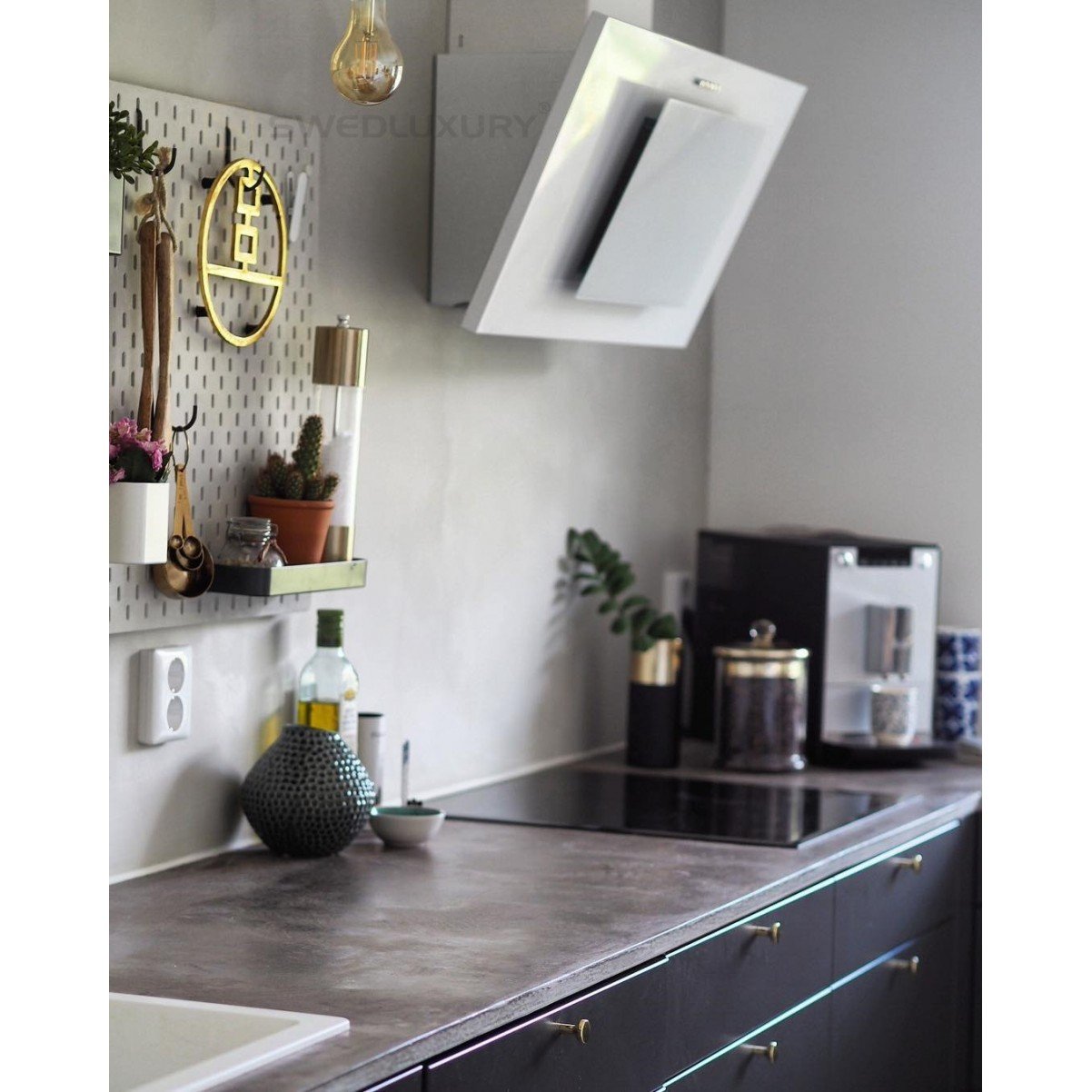 Vägghängd köksfläkt FIERRA vit  50cm/60cm/80cm/90cm + vit glas