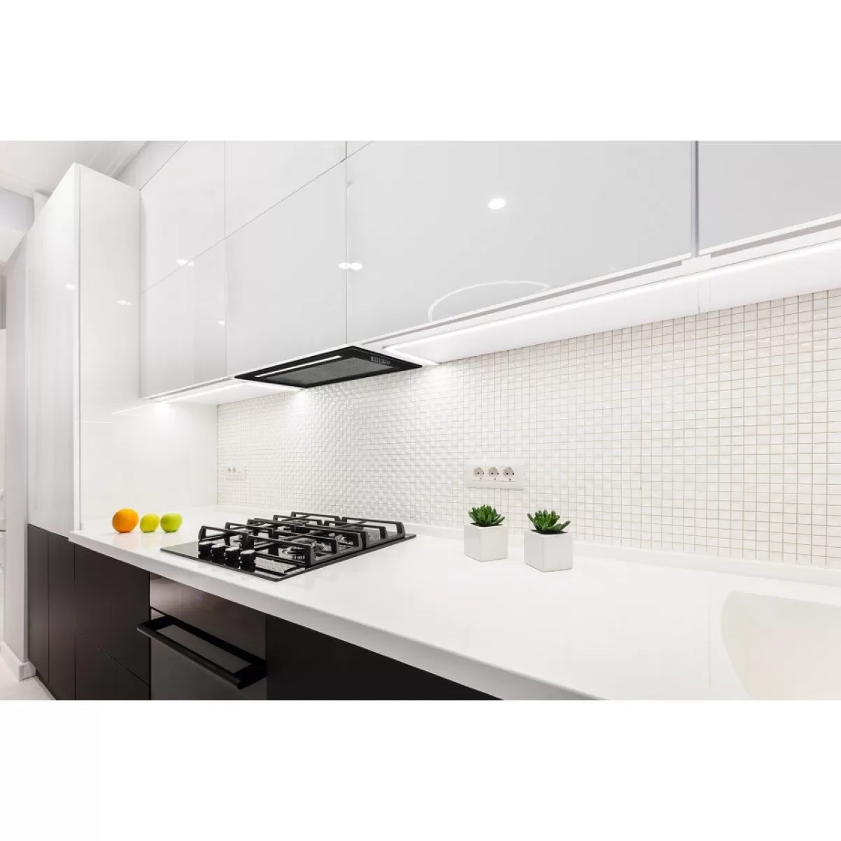 Underbyggnadsfläkt Tovre svart 60 cm/ 90 cm