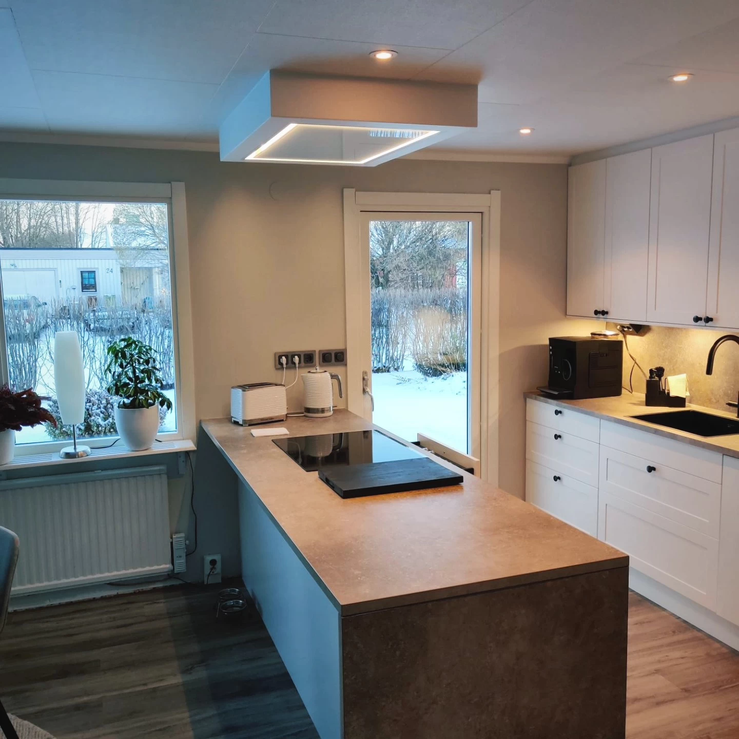 design-line-takintegrerad-koksflakt-swedluxury-drem