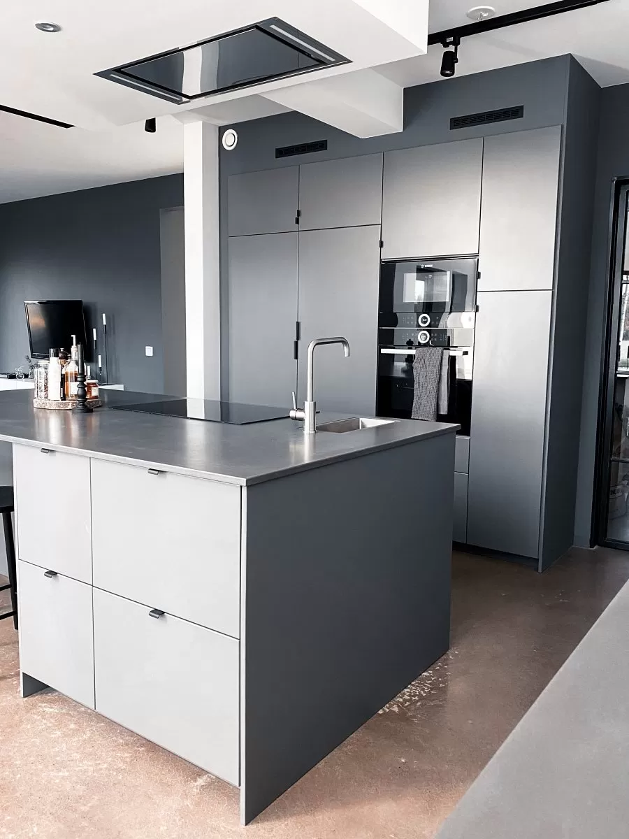 swedluxury-tak-integrerad-koksflakt-till-oppen-planlosning